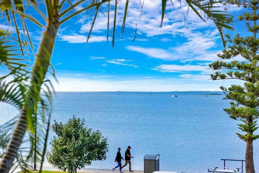 Oasis On Esplanade Apartment Brisbane